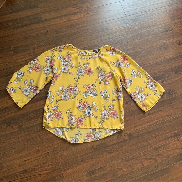 Stitch Fix | Papermoon Laire Crew Neck Floral Top - Picture 2 of 9